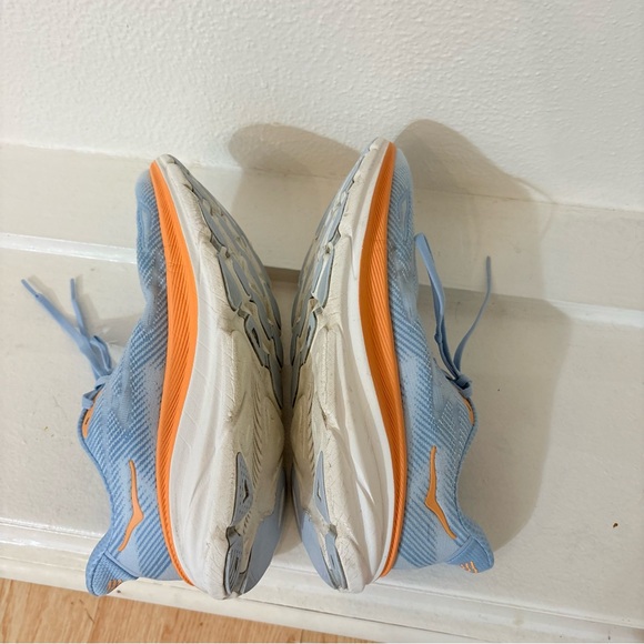 HOKA OneOne Women's Clifton 9 Running Shoes in Airy Blue/Ice Water Size 9 B - Picture 5 of 10